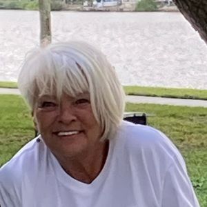 Meet your Posher, Linda